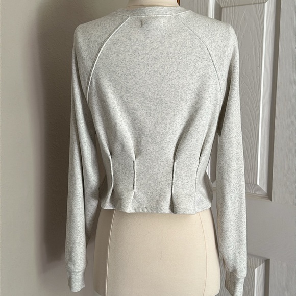 Amuse Society Stylish Cinched Sweatshirt Pullover XS - Picture 6 of 9